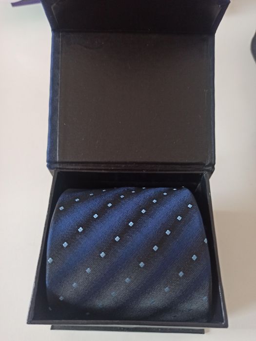 Krawat w pudełku In Extenso