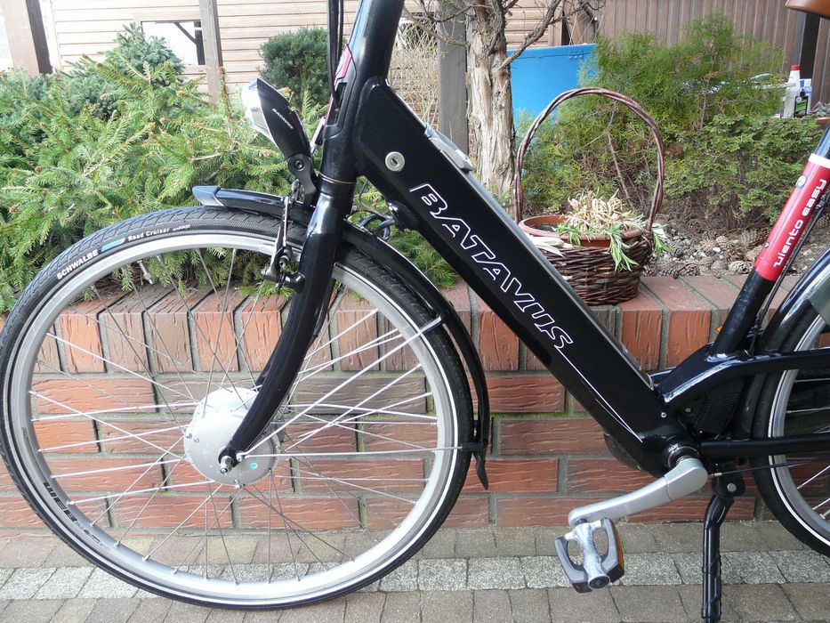 Rower elektryczny BATAVUS Viento Easy 28"/55,Nożny ,1950 km