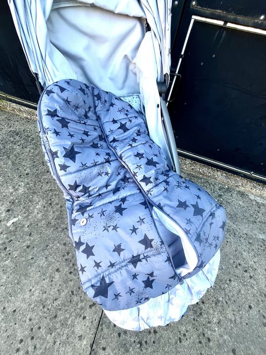 Carrinho passeio Tuc Tuc modelo "Tive" + Saco