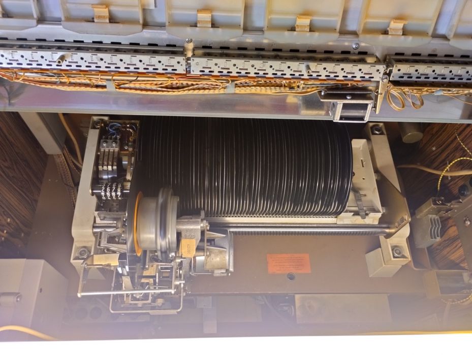 Jukebox antiga a funcionar