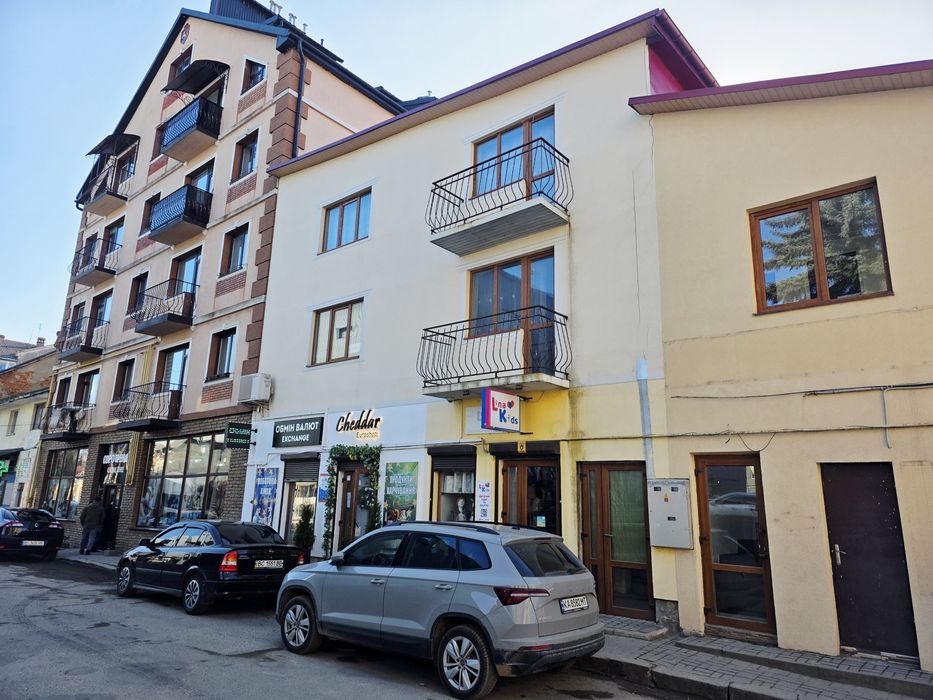 Продаються приміщення за 430$за м.кв. в центрі Самбора