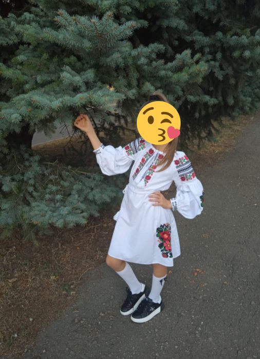Продам сукню вишиванку