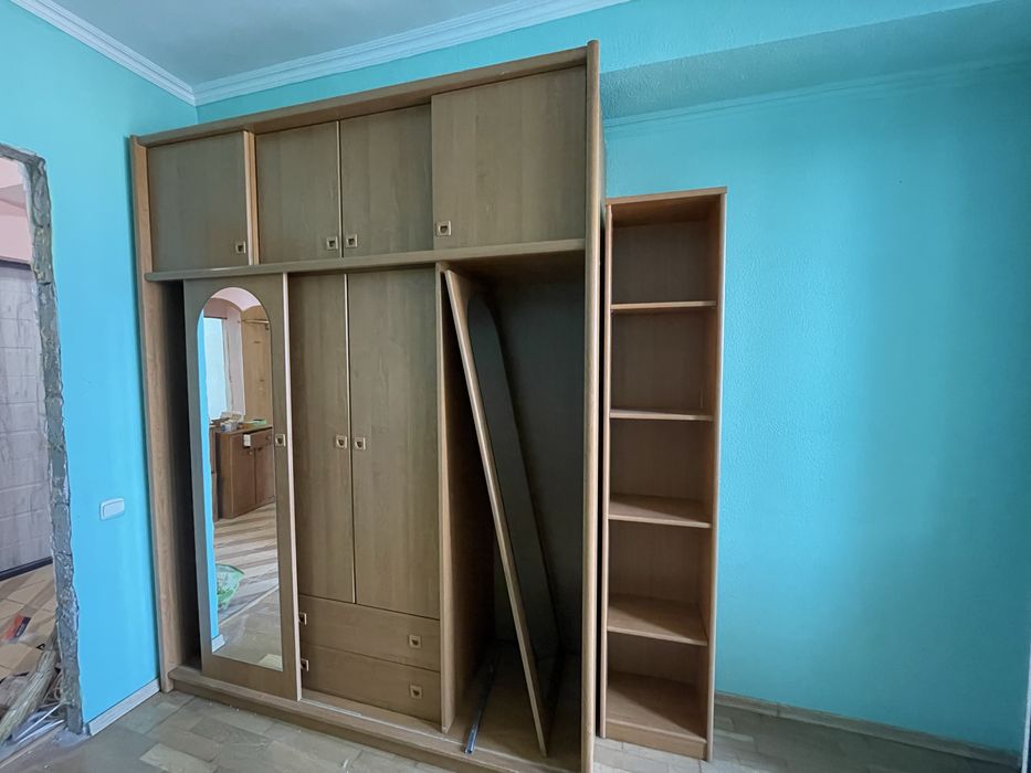 Шафа б/в, 180х230х60