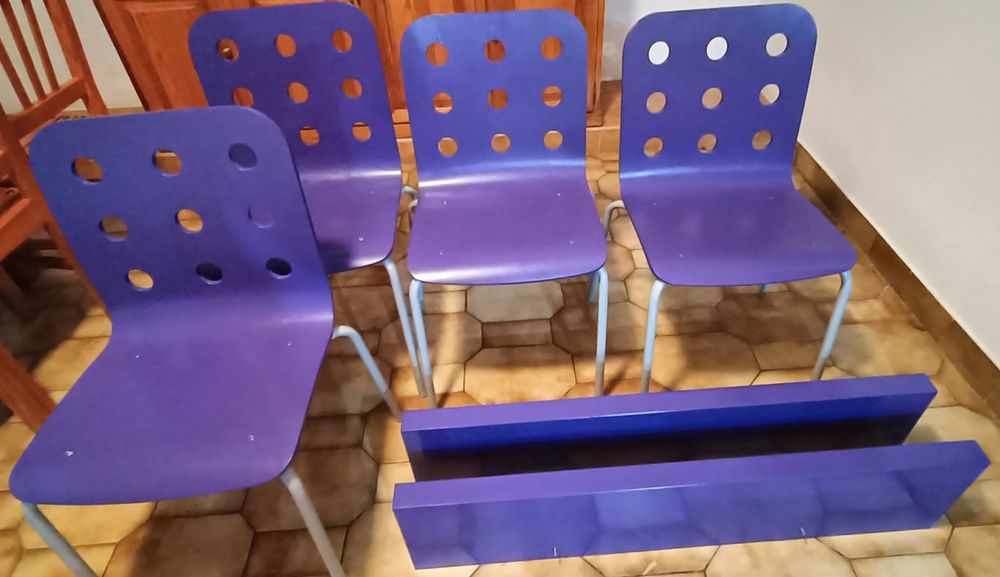 Conjunto 2 prateleiras + 4 cadeiras