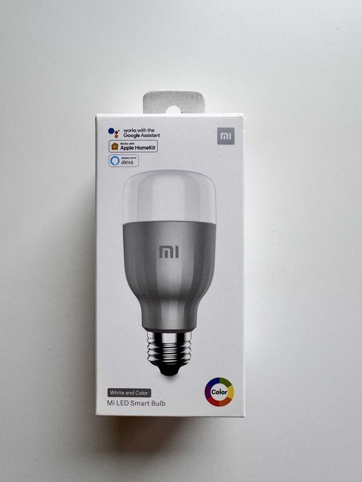 Розумна лампа Xiaomi Mi LED Smart Bulb RGB / Wi-Fi / Apple HomeKit