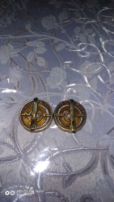 продам серебряные позолоченые серги Bulgari