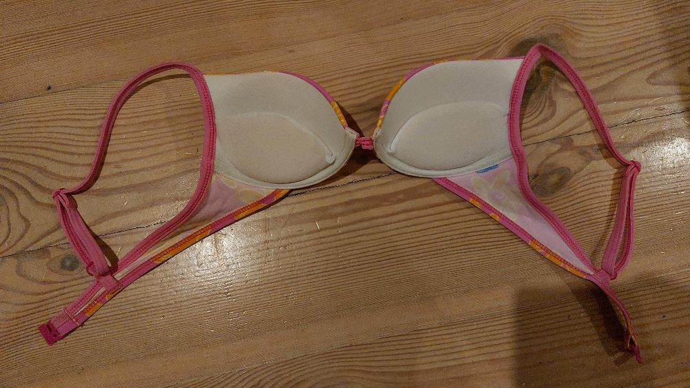 Góra kostiumu kąpielowego , miseczka B