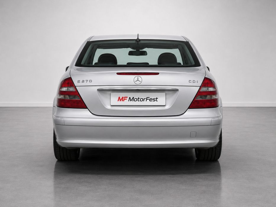 Mercedes-Benz Classe E 270 CDI Executive II Aut. (2005) – RESERVADO
