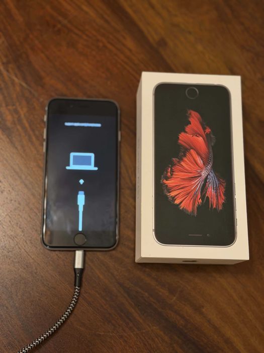 iPhone 6s Space Gray 4.7” A1688 com caixa original