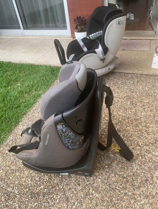 Duas Cadeiras Automóvel grupo 1/2- Britax Romer e Bebé confort