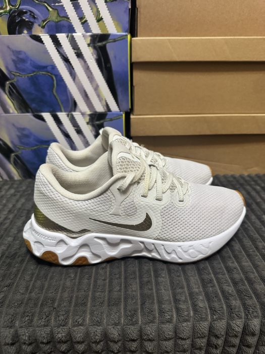 Жіночі кросівки для бігу Nike Renew Ride 2 38,5(24,5см) оригінал