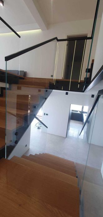 Balustrada Balustrady rotule samonośne szklane ze szkła
