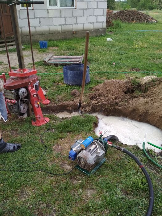 ВОДА Свердловини Буріння свердловин сверловин СКВАЖИН скважини колонка