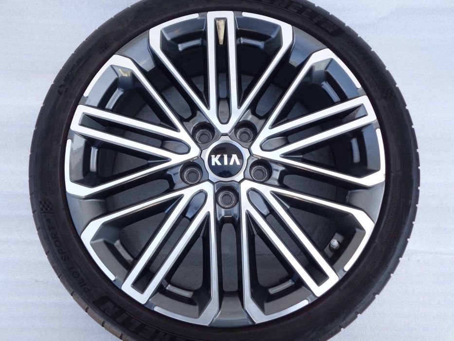 Koła FELGI 18 KIA ProCeed Pro Cee'd 5x114,3 opony letnie 225/40/18 oryginalne czujniki