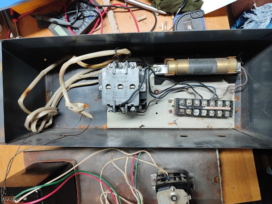 Продам щит електричний