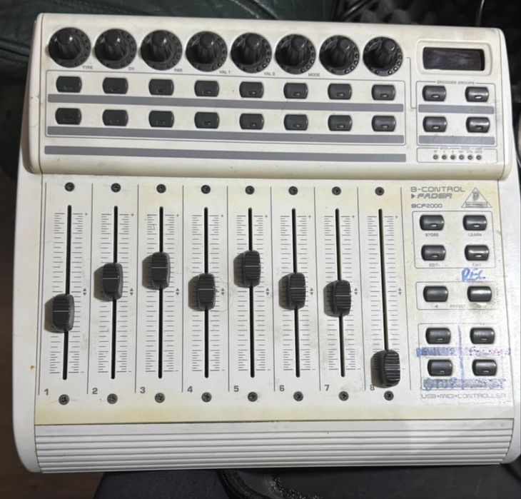 Vendo behringer bcf2000