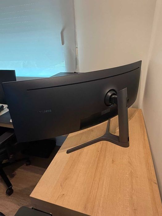 Monitor Samsung Curvo Gaming 49" CRG9