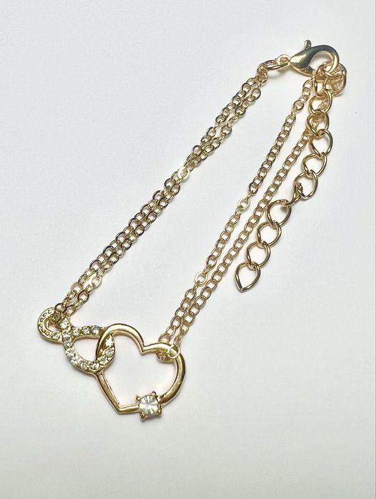 Pulseiras douradas