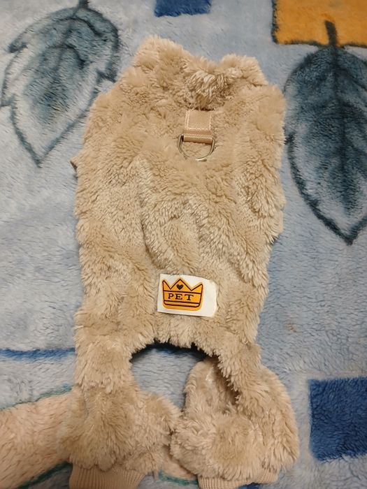 Теплий собачий одяг  хs в тілесному, бежевому кольорі