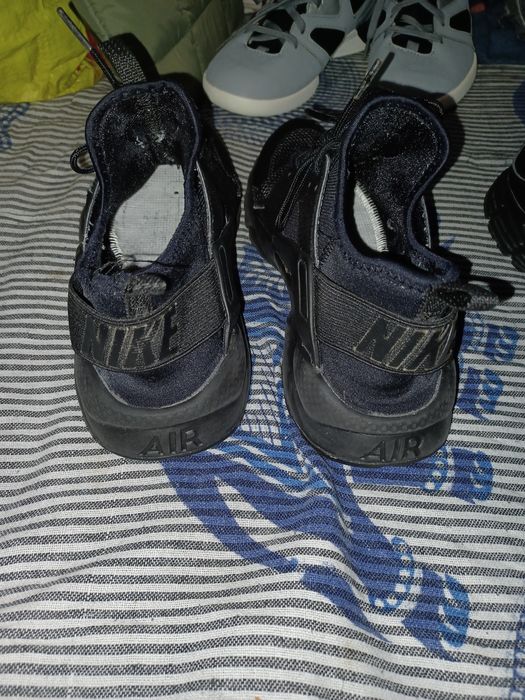 Nike huarache praticamente  novo/ tá melhor k nas fotos