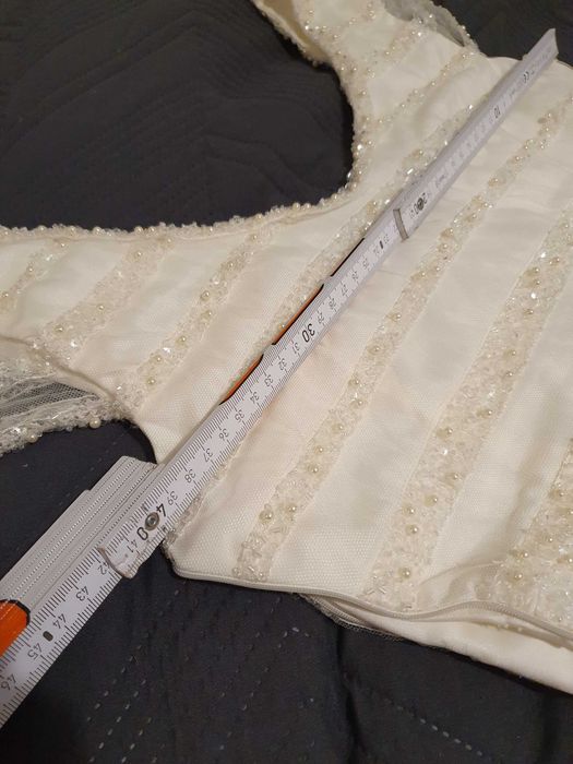 suknia ślubna prosta elegancka kryształki perły 34 / 36 ecru krem