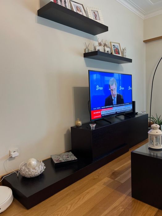 Móvel de televisão