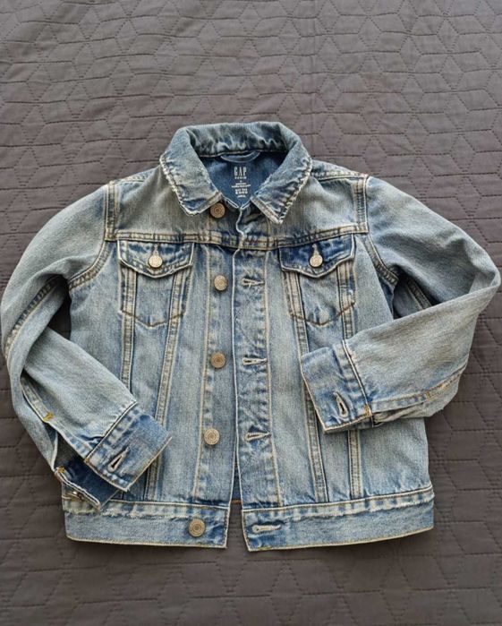 Джинсова куртка Gap 110 розмір