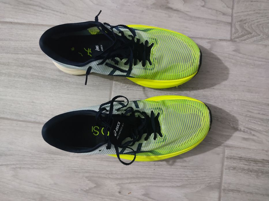 Vendo tênis running ASICS