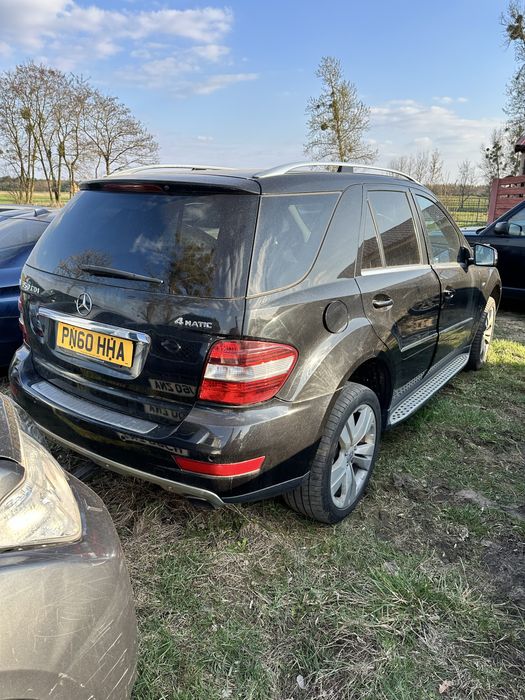 MERCEDES Ml 350 LIFT , anglik