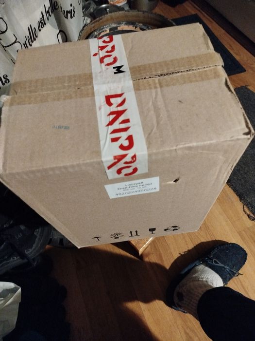 Клей-піна Lacrysil  800 мл,  для кріплення теплоізоляційних плит