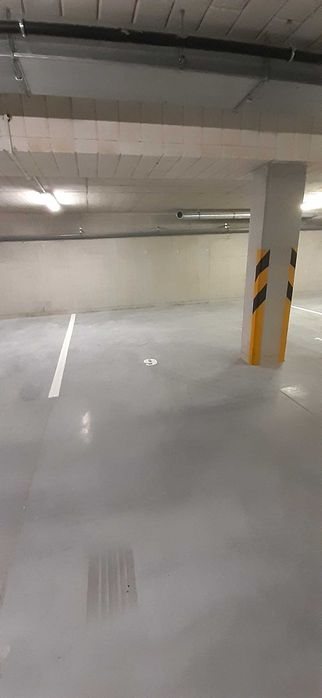 Miejsce parkingowe w garażu podziemnym