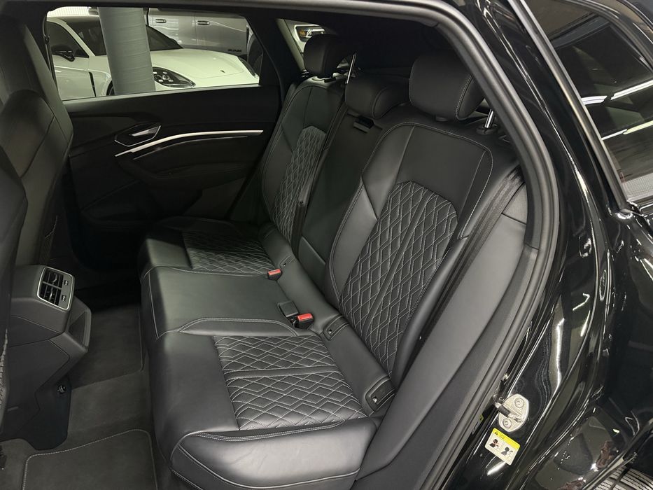 Audi E-tron S Quattro