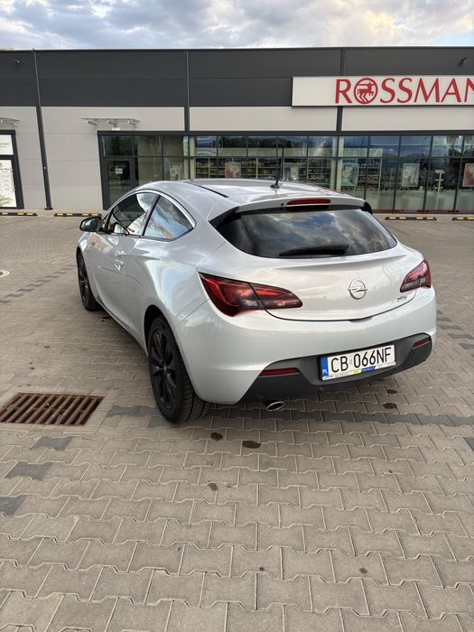 Opel Astra J GTC 1.4 Turbo S&S LPG