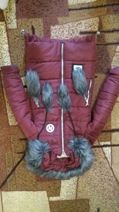 Зимовий плащ / куртка / пальто