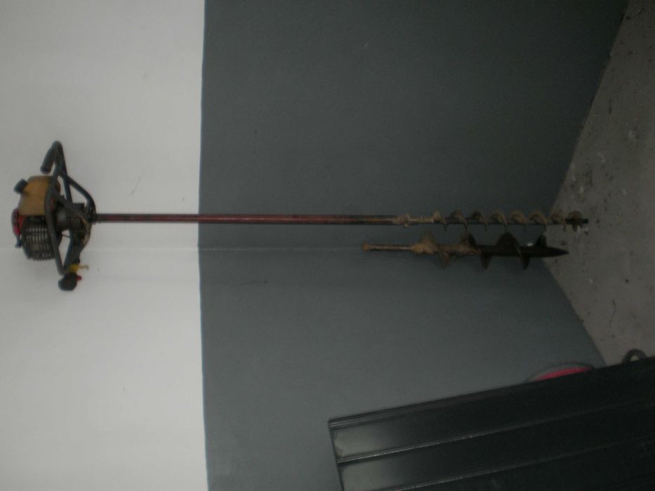 Wiertnica glebowa spalinowa Efco ER 1560