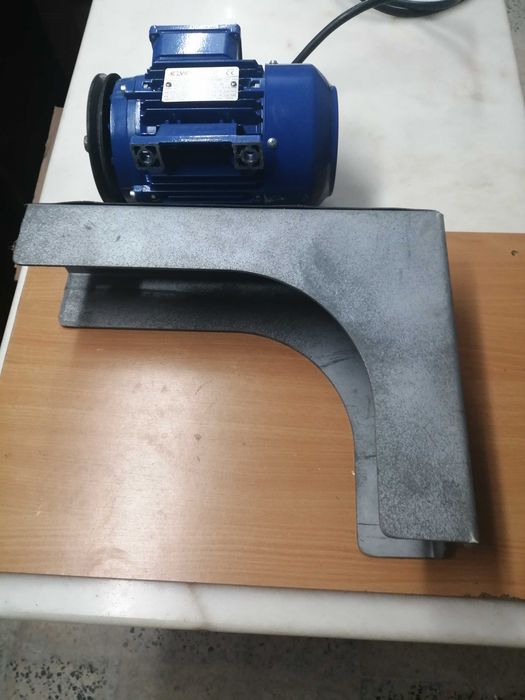 Material de exaustão para churrasqueira