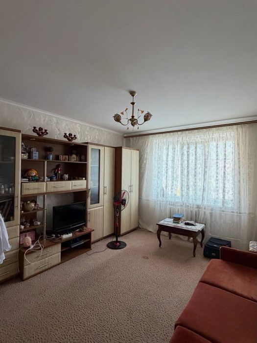 Продам квартиру київський  пр. 2 кімнати