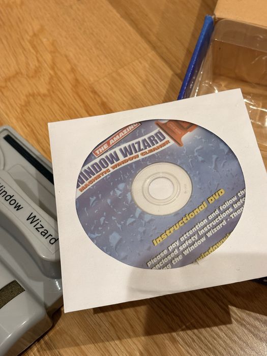 Window Wizard Magnetic Cleaner