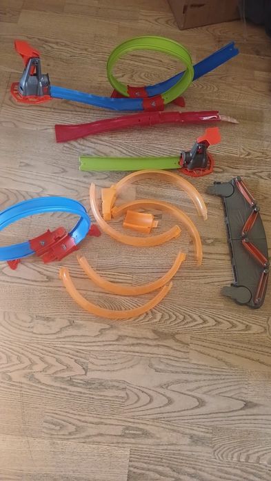 Деталі до траси hot wheels