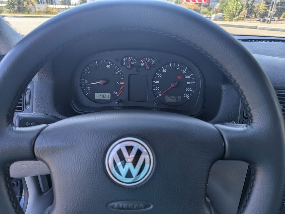 Volkswagen Golf 2001 VIN WVWZZZ1JZ1W577072 фото оголошення 16 з 24