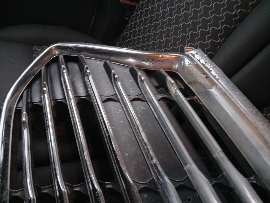 Решітка декоративна Hyundai Santa Fe