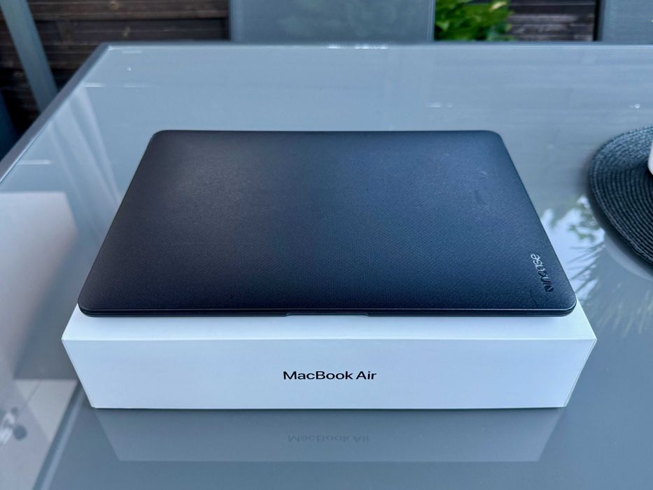 MacBook Air 13 M1 model A2337