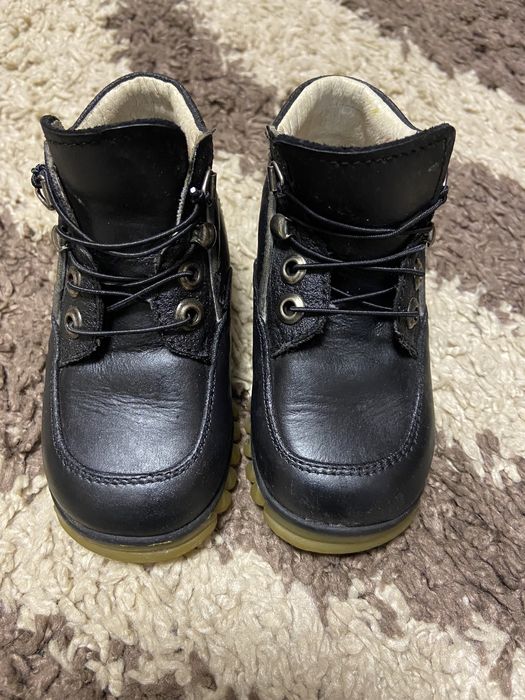 Дитячі черевички