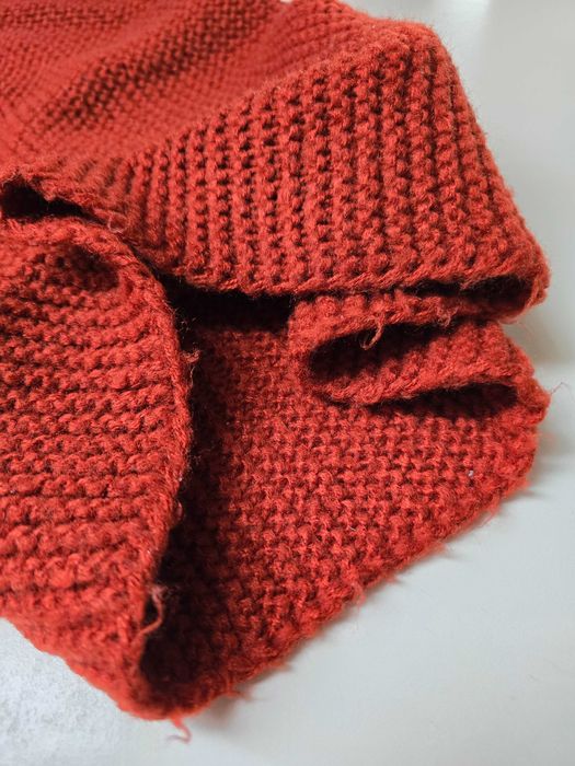 Koralowoczerwony komin H&M