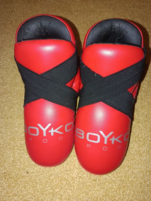 Продам футы для теквандо