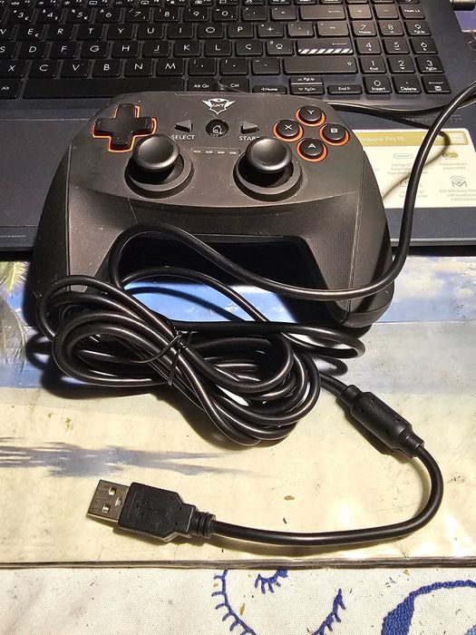 Comando/Gamepad Trust GXT 540 Yula USB