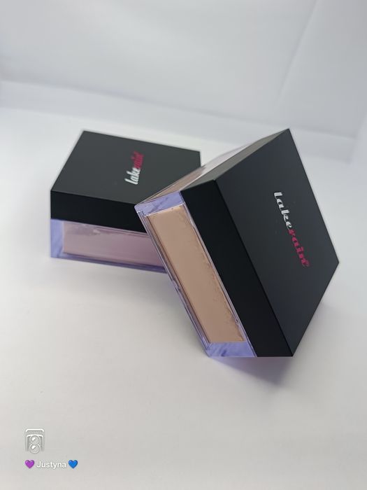 Zestaw 2x puder sypki jak Huda
