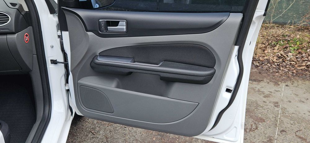 Ford Focus 2011 1.6 MT ГАЗ Евро 4 НДС Форд Фокус 2 Рестайлинг Официал ...