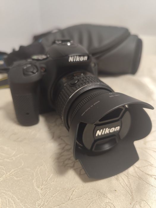 Nikon D5500 + 18–55 mm VR Lens + Storm-Proof Bag + Protective Cover64284487183491121