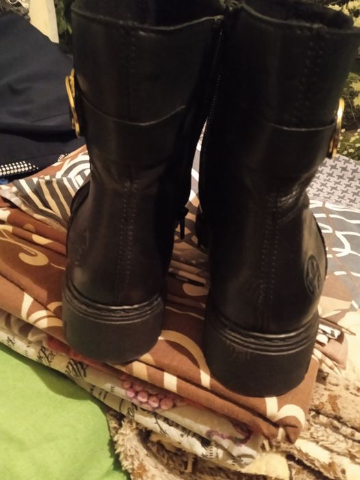Женские фирменные сапожки осень р.41
